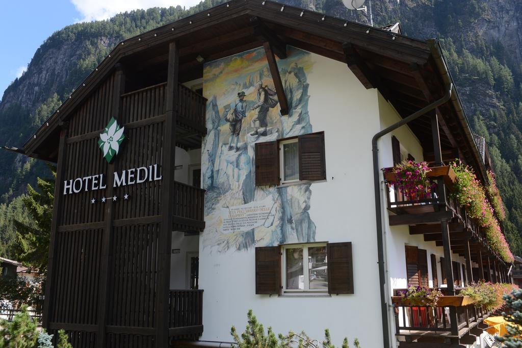 Hotel Medil Wellness (blu) Campitello di Fassa