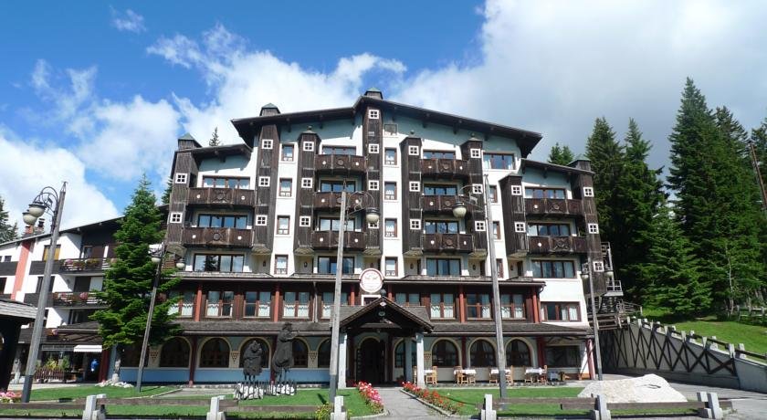 Hotel & Residence Catturani Madonna di Campiglio